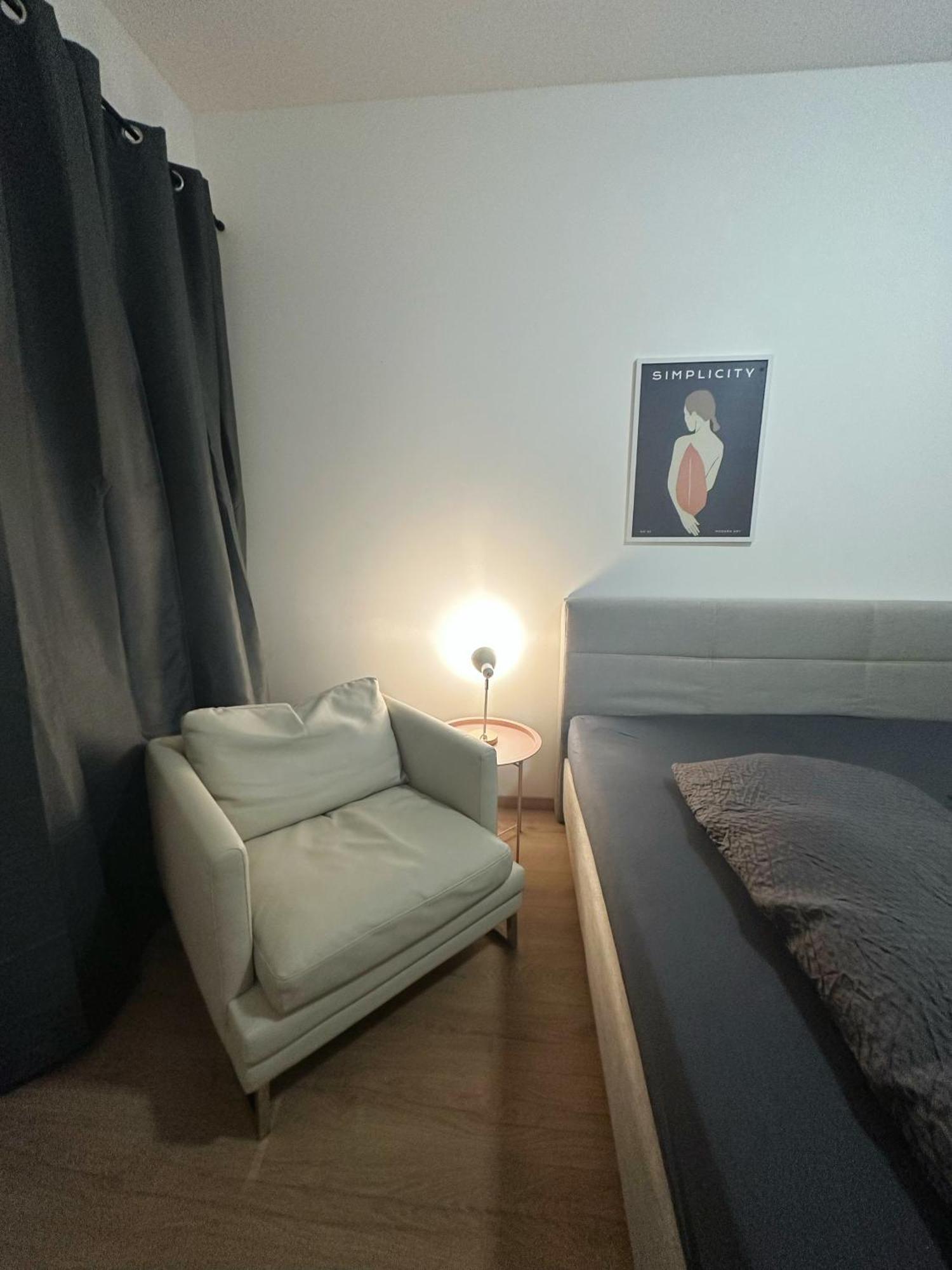 デュッセルドルフ2Schlafenzimmer 5Betten Montuerwhonungアパートメント エクステリア 写真